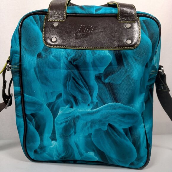 Nike Tote Bag Blue Abstract Print Padded Shoulder Strap Trippy Swirl Travel - Picture 8 of 16